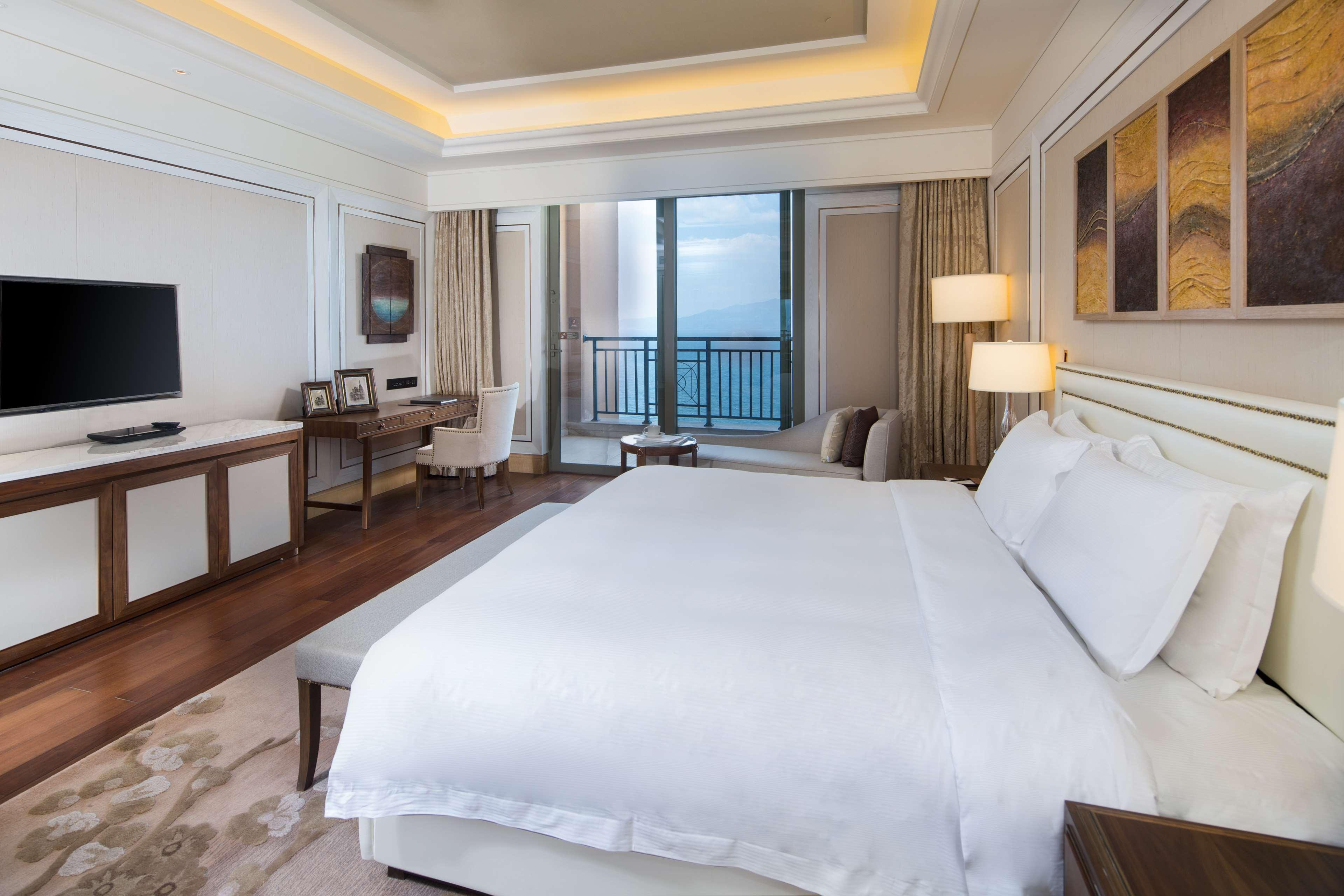 Hilton Yuxi Fuxian Lake Chengjiang  Bagian luar foto