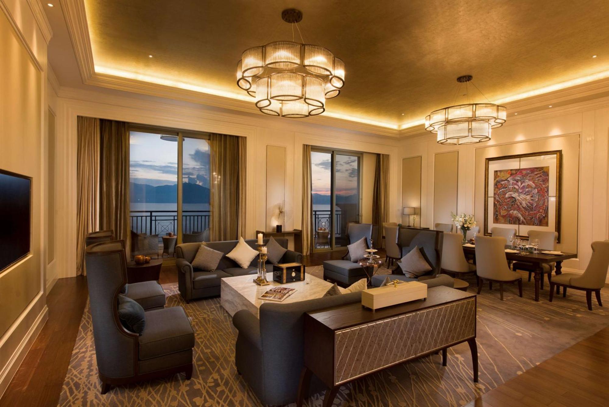 Hilton Yuxi Fuxian Lake Chengjiang  Bagian luar foto