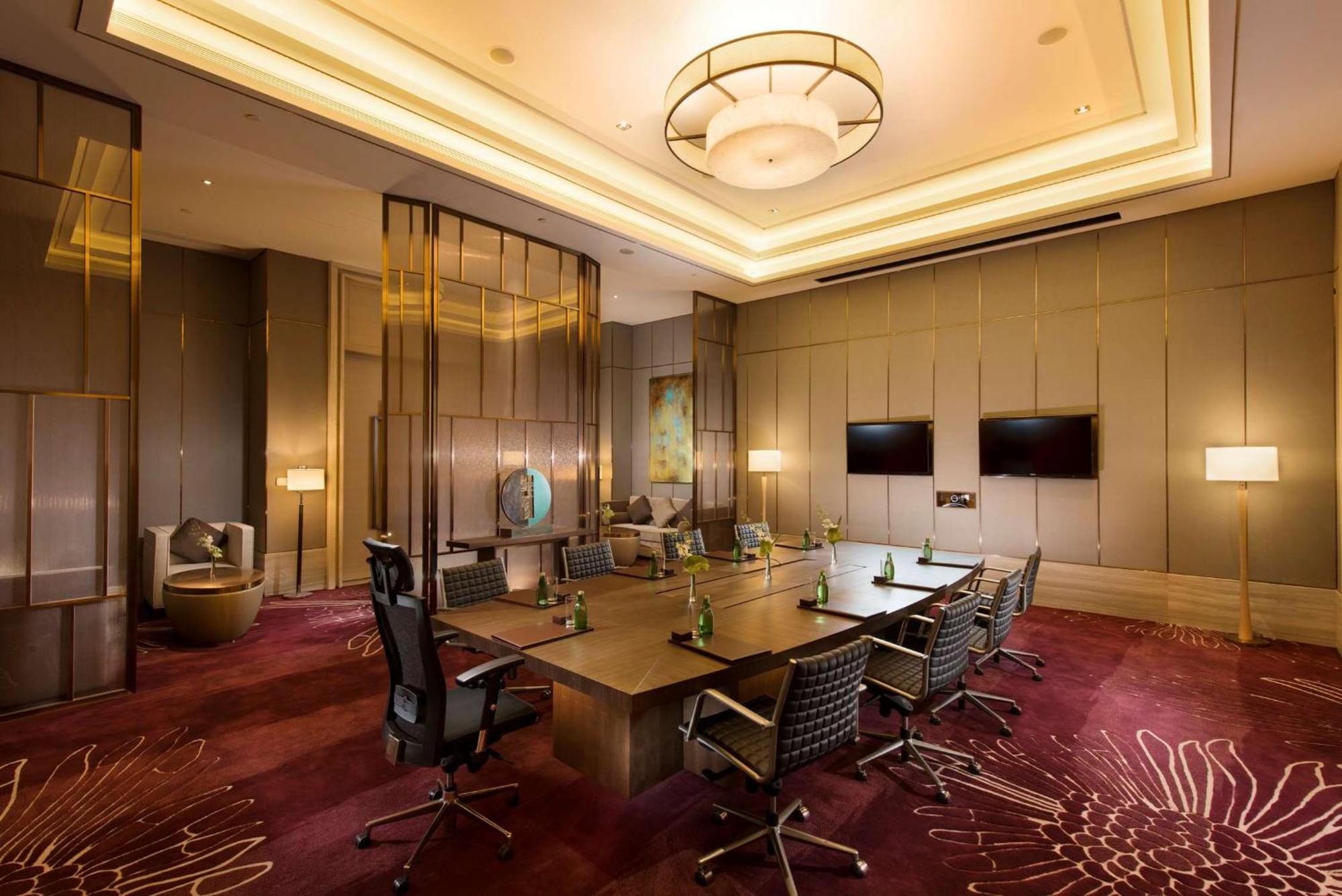 Hilton Yuxi Fuxian Lake Chengjiang  Bagian luar foto