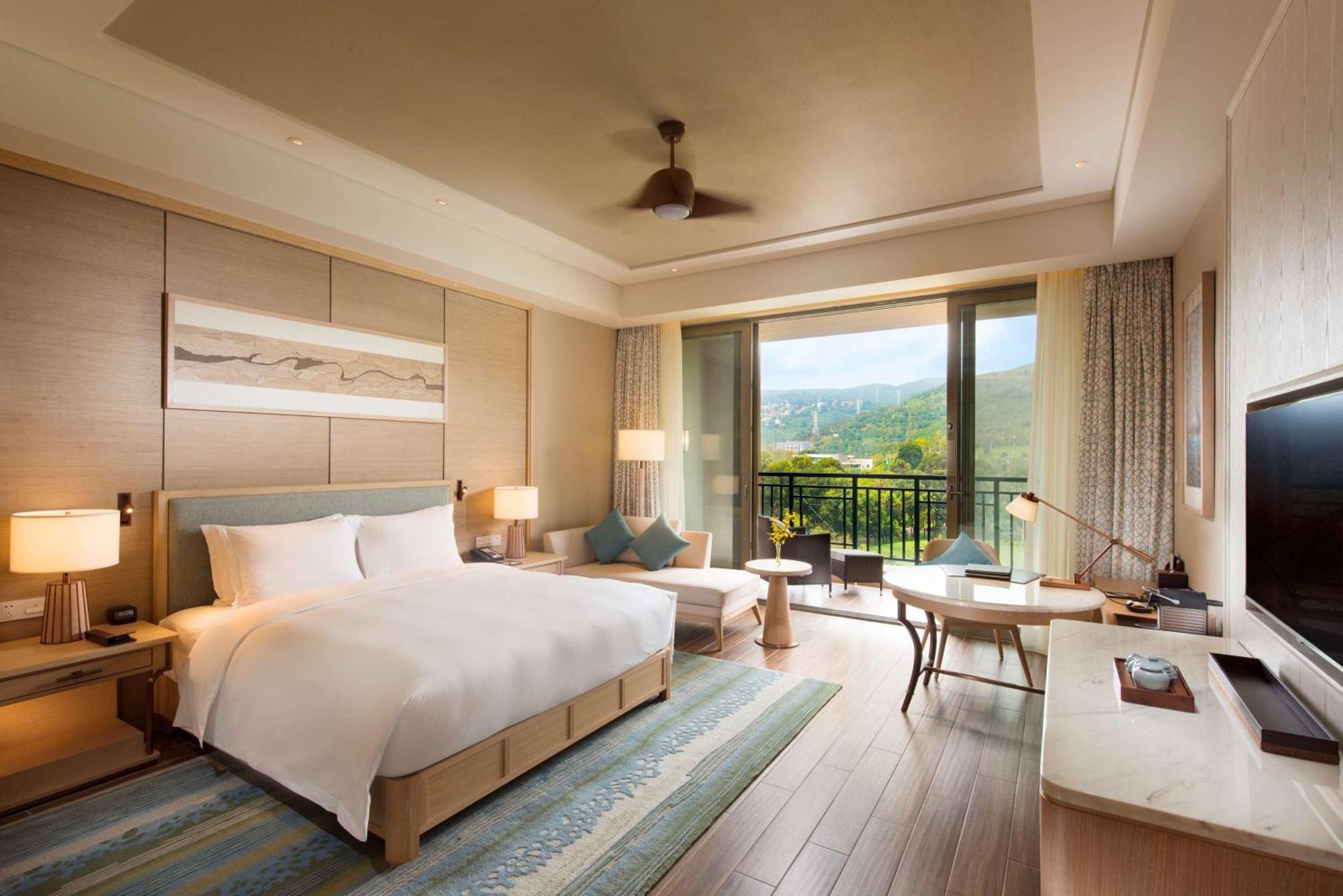 Hilton Yuxi Fuxian Lake Chengjiang  Bagian luar foto