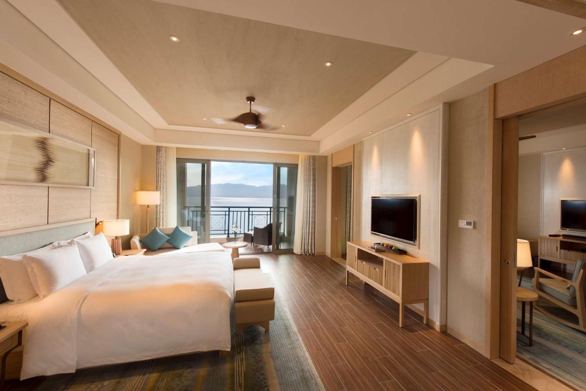 Hilton Yuxi Fuxian Lake Chengjiang  Bagian luar foto