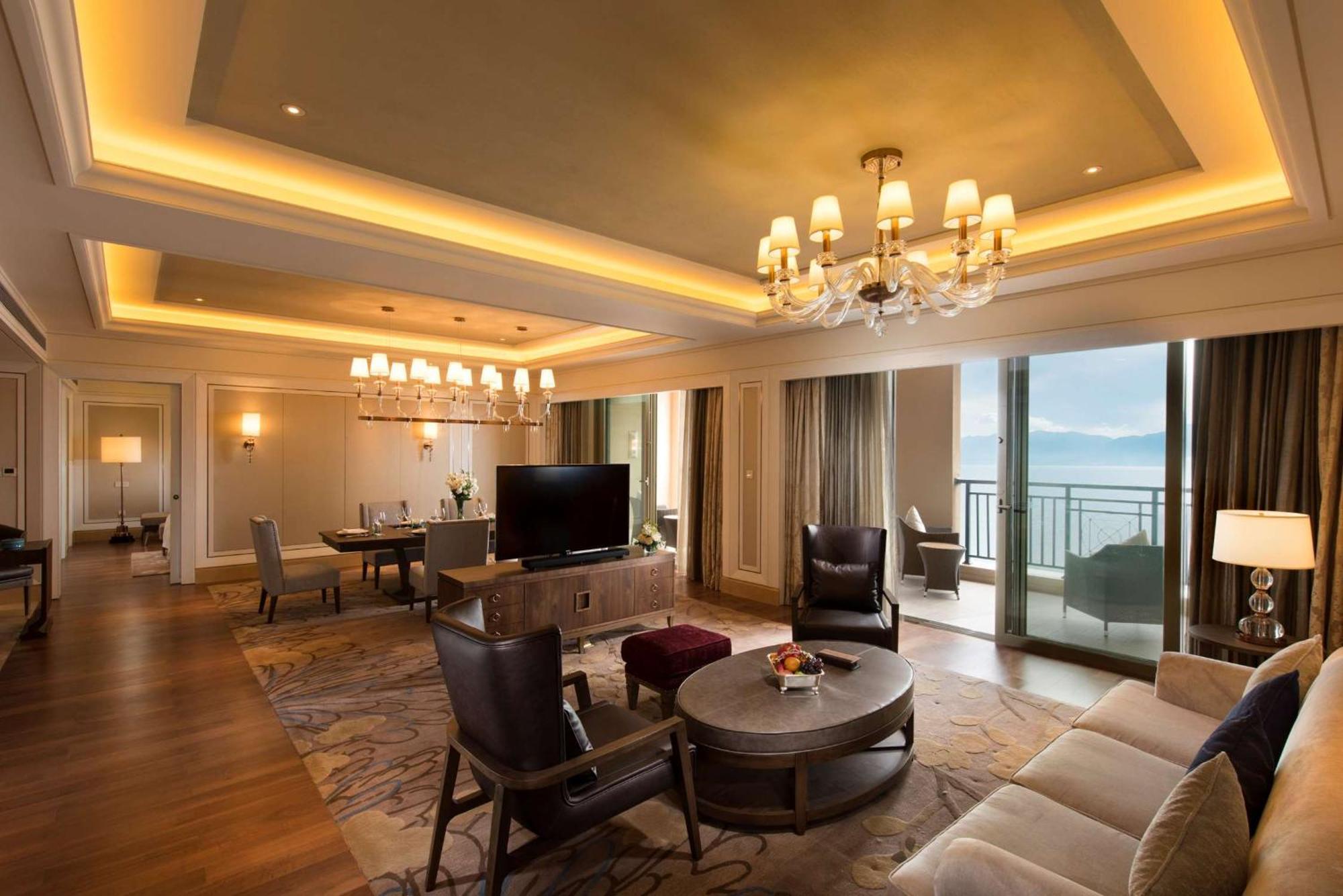 Hilton Yuxi Fuxian Lake Chengjiang  Bagian luar foto