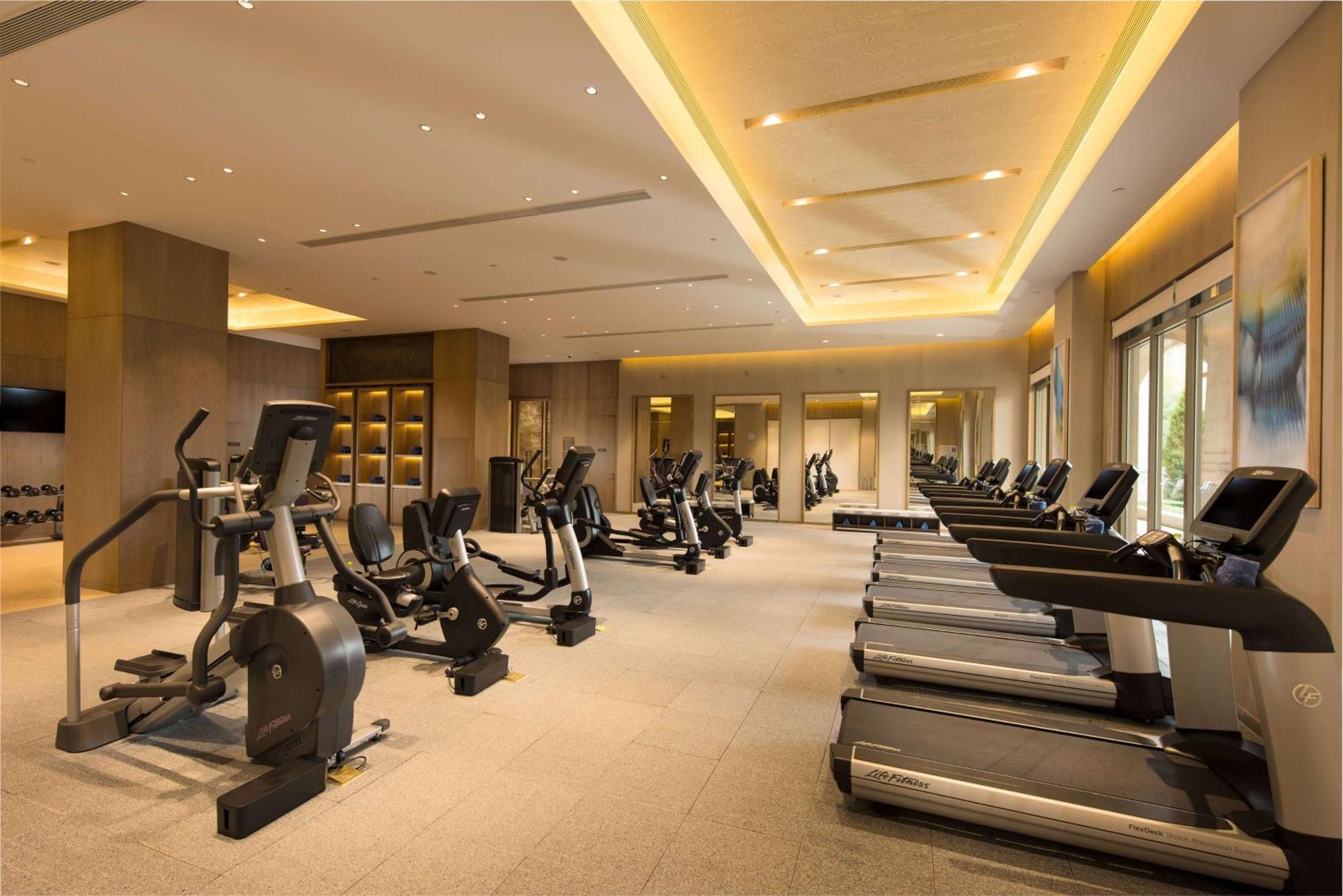Hilton Yuxi Fuxian Lake Chengjiang  Bagian luar foto